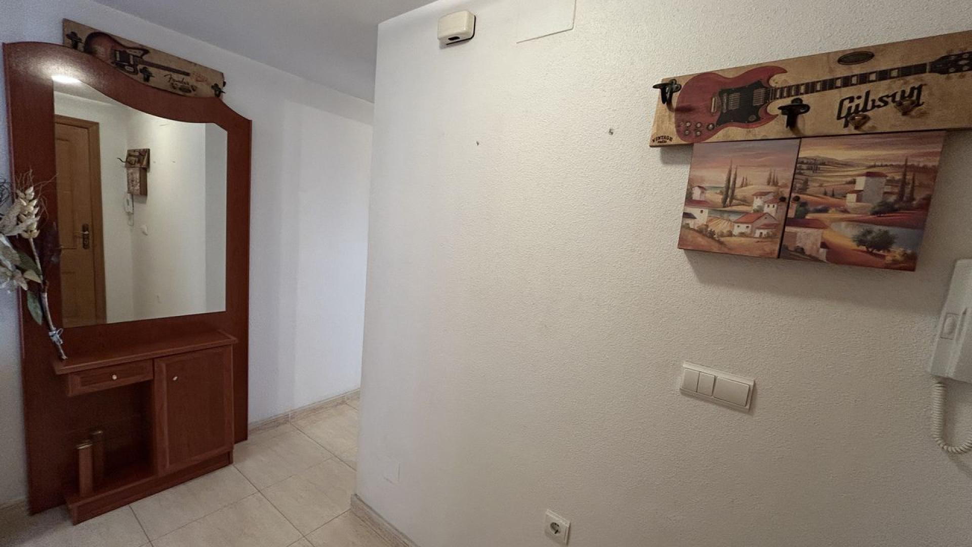 Torrevieja, Appartement exposé sud-ouest avec parking privé