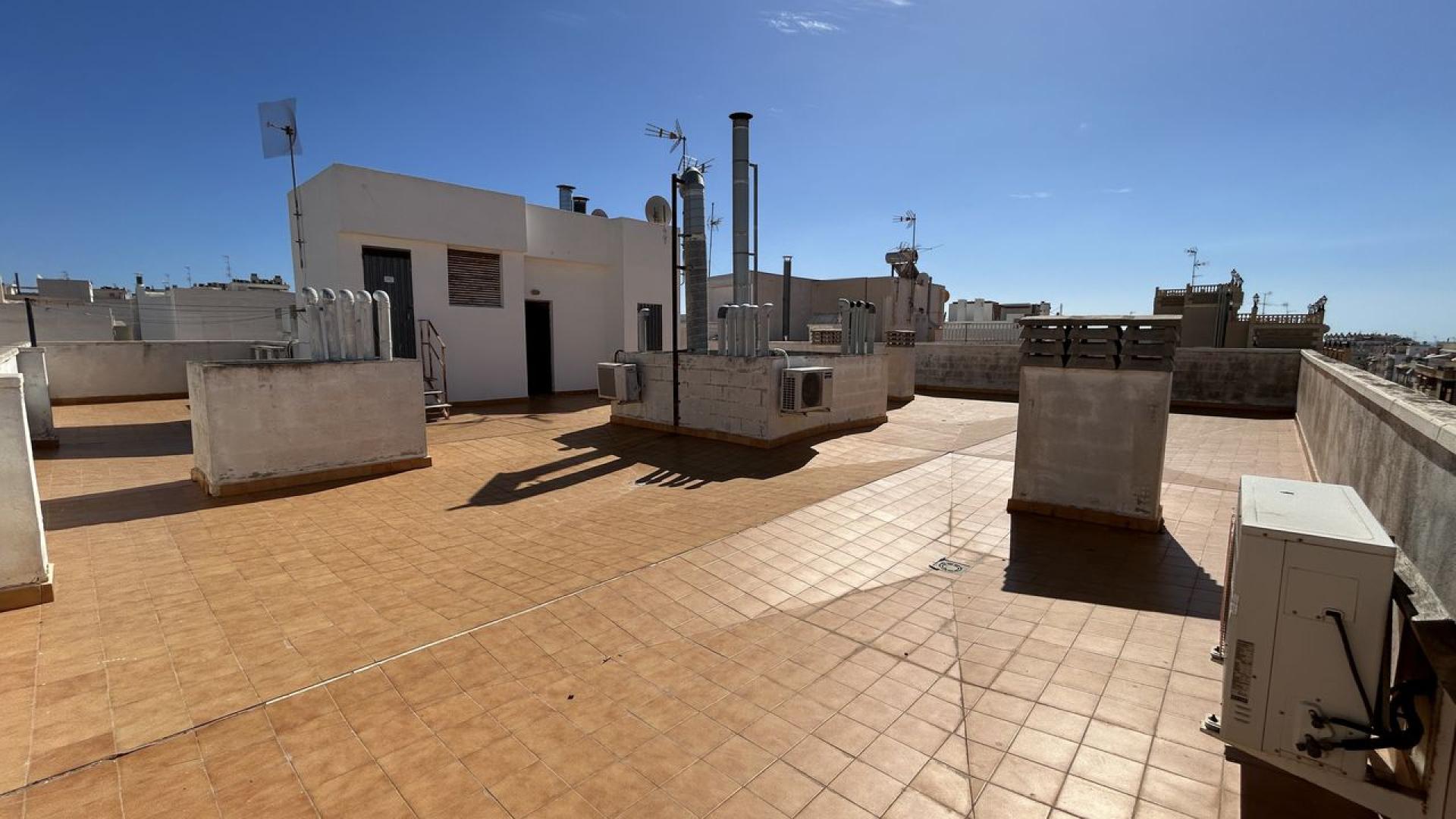 Torrevieja, Appartement exposé sud-ouest avec parking privé