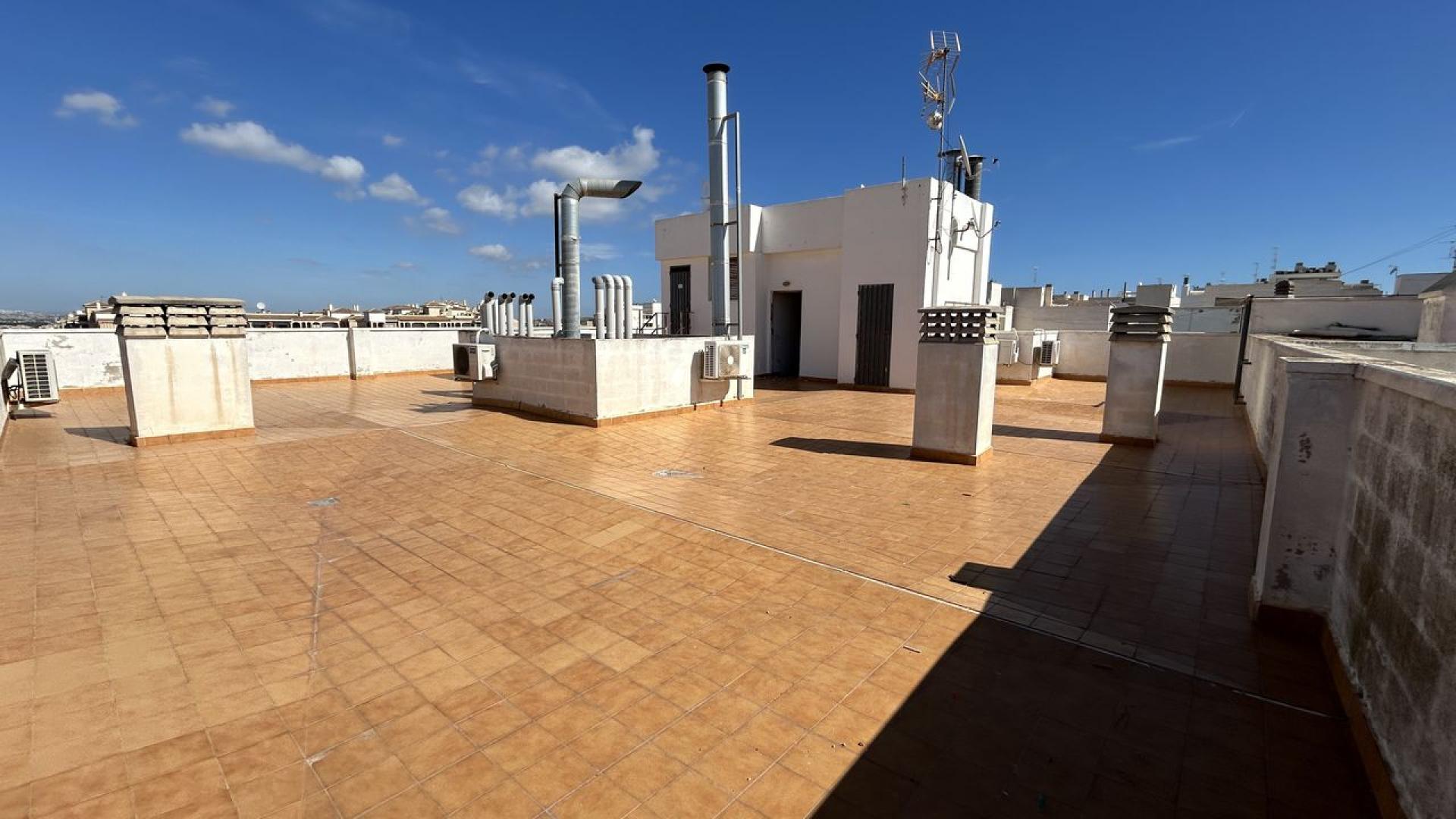 Torrevieja, Appartement exposé sud-ouest avec parking privé